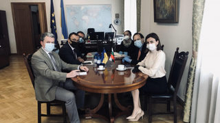 Киев обяви, че е решил конфликта със София и няма да нарушава права на българи