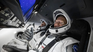 Втори опит: SpaceX стартира исторически полет (хронология)