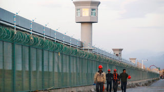 Китай предупреди САЩ след закон за санкции заради правата на уйгурите