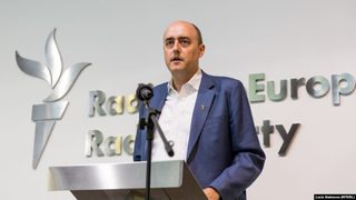Директорът на "Свободна Европа" е отстранен в тотална чистка