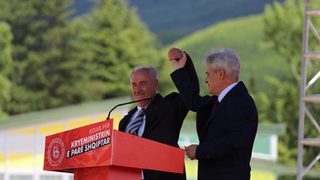 Албанец е кандидат за премиер на македонците, но защо точно сега
