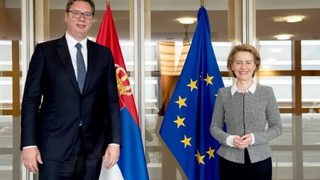 Сърбия не отвори главата за свободно движение в ЕС, Вучич измести членството с година