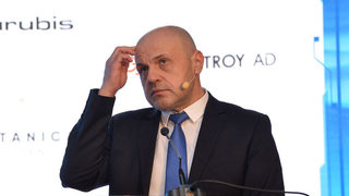 Цитат на деня: Трябва да се реши дали съм <span class="highlight">соросоид</span> или евразийско мекере