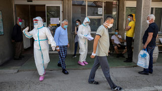 Рекорден брой починали с COVID-19 в Сърбия, в извънредно положение са 17 области