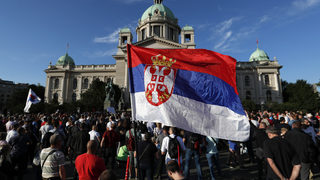 Сръбската опозиция се обедини за "смяна на режима" на Вучич и "свободно общество"