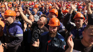 Хиляди работници в Беларус стачкуват, Цихановска призова кметовете да свикат протести