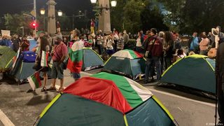 Чужди медии за България: Те не искат повече да търпят арогантния елит