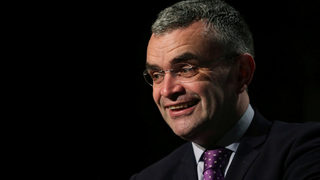 Ирландски министър подаде оставка заради вечеря с десетки гости