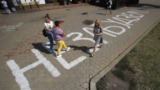 Какви са разликите между протестите в Беларус и Украйна