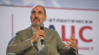 Миграцията на "гербери" тепърва предстои
