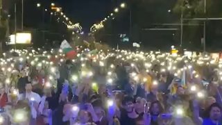 "Бъдеще за България": Хиляди се събраха на концерт в София, за да поискат промяна