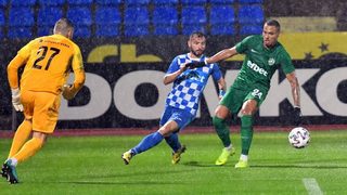"Лудогорец" остава с най-възрастния състав в Първа лига (графика)