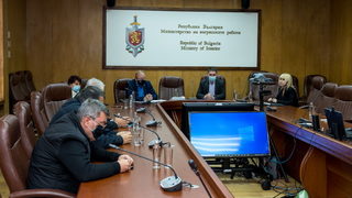 Полицаите искат по-високи заплати с национален протест в неделя