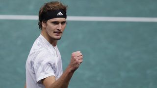 С уверена игра Зверев надви Надал и стигна финала в Париж