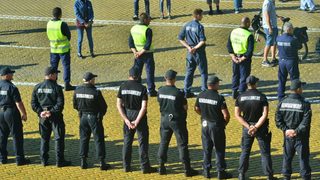 Борисов поздрави полицаите за празника им, на който излизат на протест