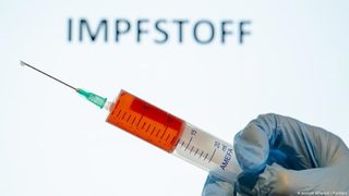 Егоисти и агресивни лаици се мобилизират да всяват страх от ваксините