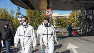 Коронавирусът в България: петима уволнени в пловдивската болница, ИСУЛ няма да приема заразени (хронология)