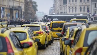 Снимка на деня: Протест с искане за затвор