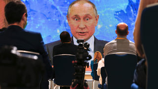 Путин: Ако САЩ помагат на Навални, службите ни го следят, но защо да го тровят