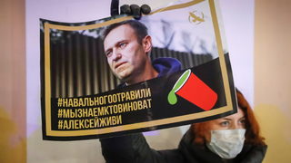 Болница "Шарите" потвърди в научна публикация, че Навални е отровен с "Новичок"
