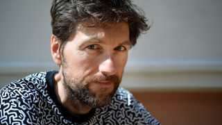 "Който не обича, не може и да вярва". Георги Тенев и неговият научно-политически кошмар