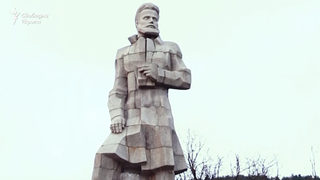 Калофер - между мъжкото хоро и калоферската дантела