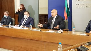 "Какво общо имам аз с Пеевски": Борисов отговори на президента с нови обвинения