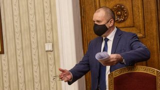 Румен Радев: Олигархията е на Бойко Борисов