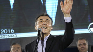 Най-богатият грузинец, създал управляващата партия, напуска политиката "завинаги"