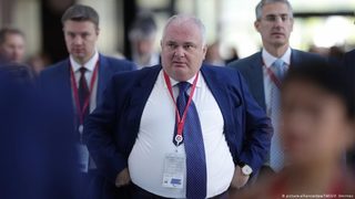 Кой е Матиас Варниг от филма за "двореца на Путин"