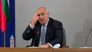 "Спасяването на редник Борисов" и други небивалици