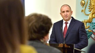 Радев заговори за още един доклад на ОЛАФ - за нарушения в митниците за 1 млрд. лв.