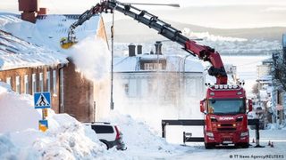 "Не пускайте прахосмукачките!": ледена зима и недостиг на ток в Швеция