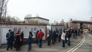 Защо се разбързаха с ваксинацията