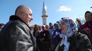 "Нощното му шкафче е пълно": БСП иска Борисов да бъде глобен, че ползва държавен ресурс в кампанията