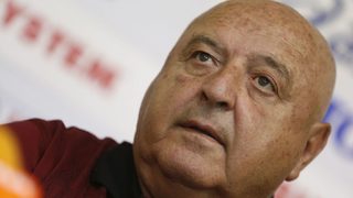 Венцислав Стефанов е разследван за расизъм след международен сигнал до БФС