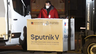 Коронавирусът по света: Сделка за производство на "Спутник V" бе подписана в Италия