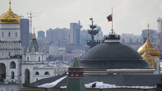 Русия принудително забави "Туитър", Кремъл поиска "компаниите да спазват закона"