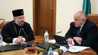 Допълнителни над 420 млн. лева раздаде правителството по време <span class="highlight">на</span> предизборната кампания