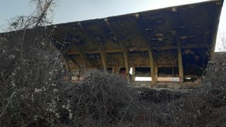 Защо стадион "Мотописта" е оставен да потъне в бурените