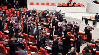 Турската прокуратура поиска закриване на прокюрдската партия - трета сила в парламента