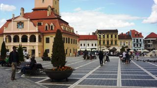 <span class="highlight">Брашов</span>