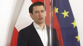 Коронавирусът по света: Курц обяви, че преговаря за 1 млн. дози "Спутник V"
