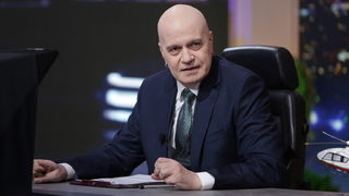 Чуждите медии за Трифонов: Потаен популист с нулев политически опит и странна партия