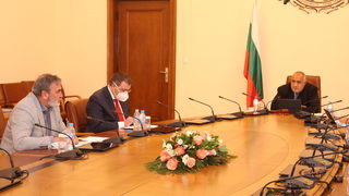 Коронавирусът в България: правителството в оставка твърди, че е възстановило оперативния щаб (хронология)