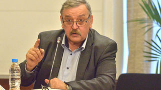 Тодор Кантарджиев: Навън ли си, има ли лек ветрец, няма опасност от коронавирус