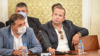 След изборите: сигналите на Илчовски отиват в прокуратурата, още обвинения срещу Иван Ангелов (хронология)