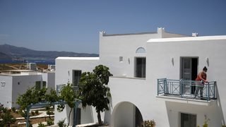 Със "слънце, море и сигурност" Гърция официално се отвори за туристи