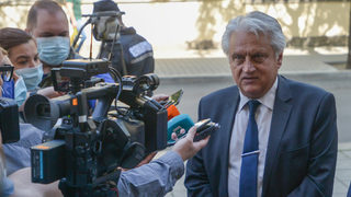 Недопустимо е министър да говори за отстраняване на журналисти