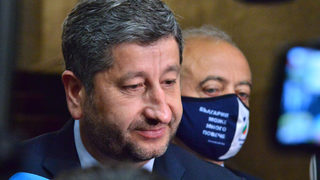 Христо Иванов: Усмивките на Доган ни струват по половин милиард